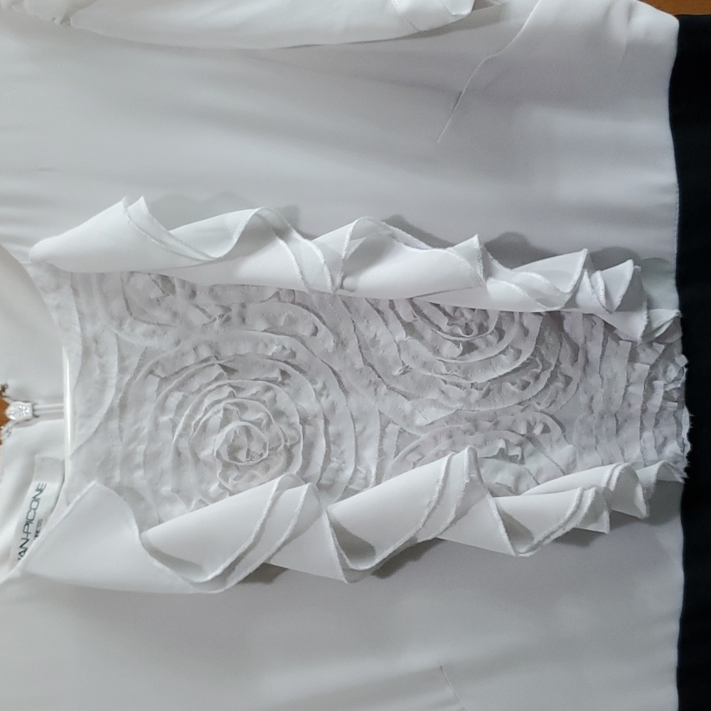 Dress - Picture 2 of 7